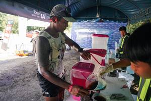 BIB: 
                            <button type="button" onclick="openModal(28148937)" class="btn btn-primary btn-sm float-right btn-popup" data-toggle="modal" data-target=".modal-high-quality">
                        <i class="fas fa-shopping-cart"></i> Add to Cart
                    </button>
                                            <button type="button" onclick="isThisMe(28148937, true)" class="btn btn-success btn-sm float-right btn-popup btn-isme hidden" data-toggle="tooltip" data-placement="bottom" title="นี่คือรูปของคุณใช่ไหม คลิกที่นี่เพื่อเอาเข้าอัลบั้ม">
                        <i class="fas fa-plus"></i> Add to album
                    </button>
                    <button type="button" onclick="isThisMe(28148937, false)" class="btn btn-warning btn-sm float-right btn-popup btn-isnotme hidden">
                        <i class="fas fa-ban"></i> Remove from album
                    </button>